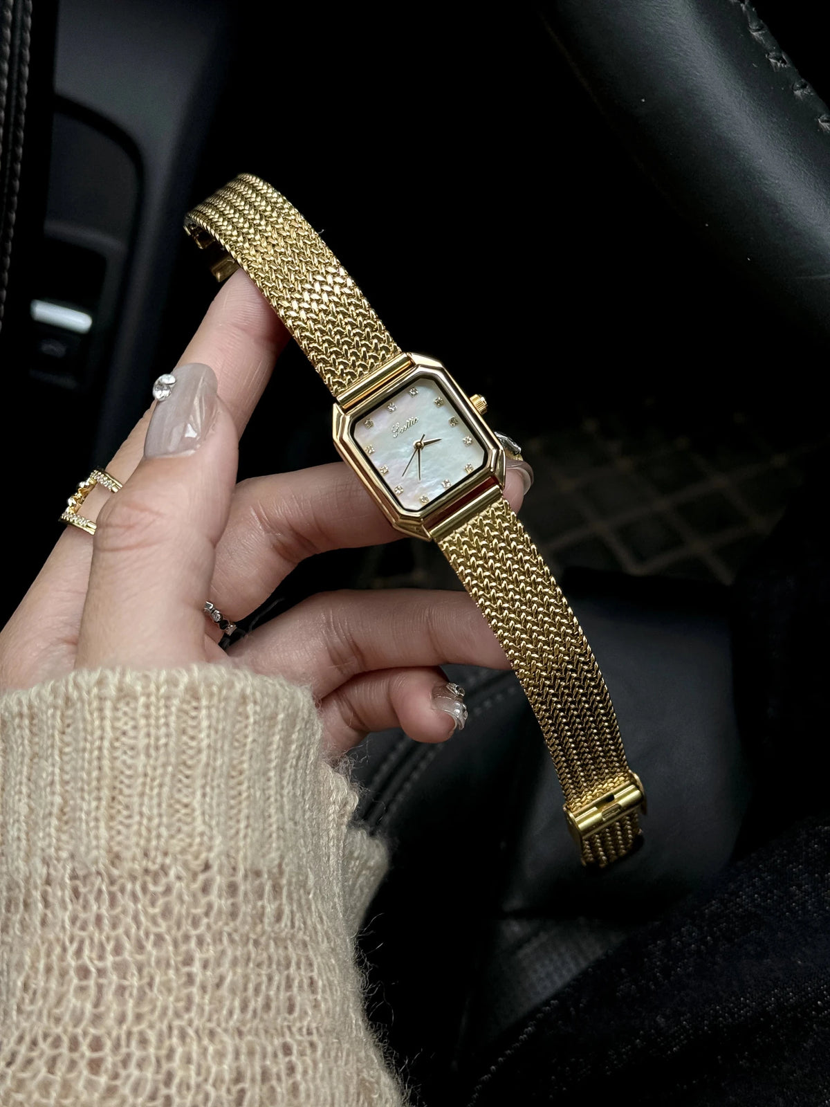 Crystal Diamond Dial Women's Watch - Gold Mesh Jewelry - GOLDASEEL