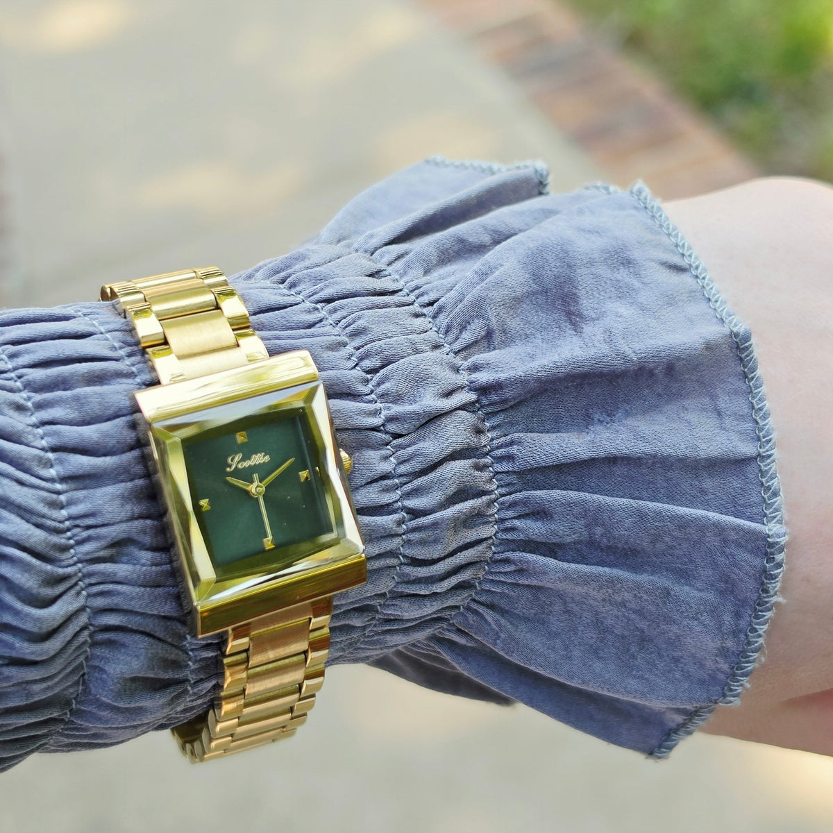 Women's Square Link Bracelet Watch 4 Colors Crystal Dial Jewelry Style - GOLDASEEL