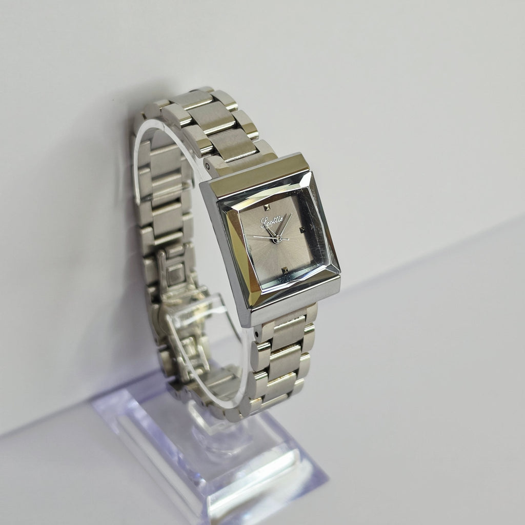 Women's Square Link Bracelet Watch 4 Colors Crystal Dial Jewelry Style - GOLDASEEL