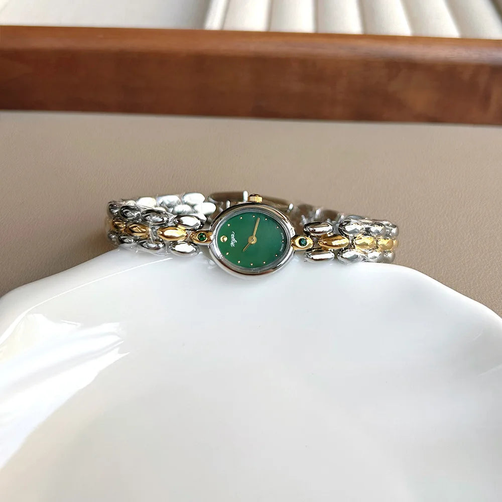 woman watche vintage alloy band hirtage green color emerlad timepiece eveyday where